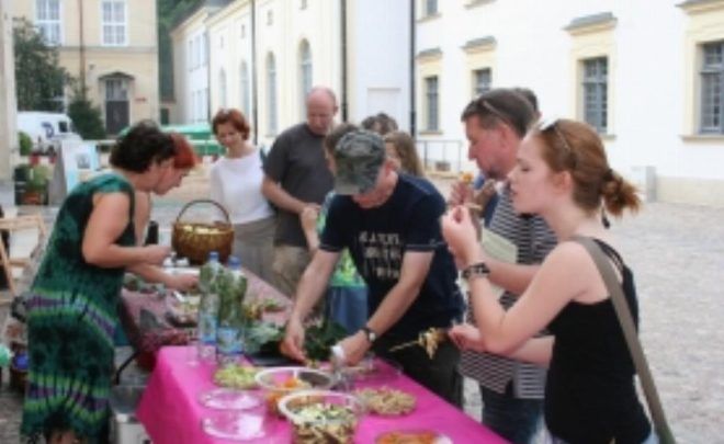 Letnie (prze)wietrzenie czyli niedziela w&nbsp;Arsenale – dzień otwarty ze&nbsp;sztuką