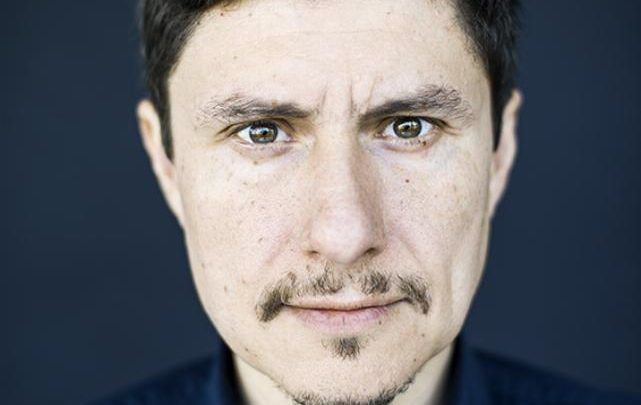 Spotkanie z&nbsp;Marcelem Andino Velezem towarzyszące wystawie „Historie o&nbsp;strarości”