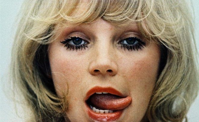 Natalia LL – Intimate Spectacle