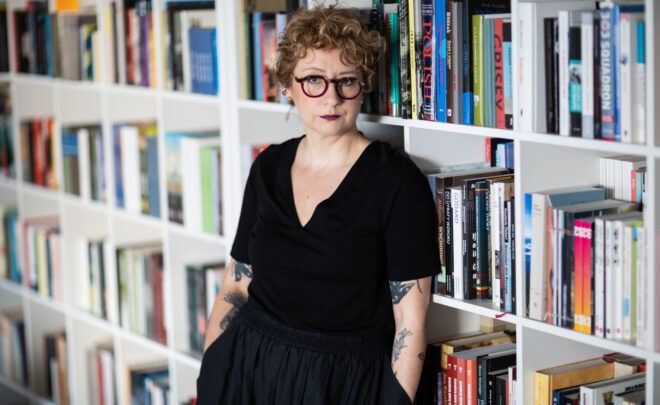 Spotkanie z&nbsp;Pauliną Małochleb wokół jej książki „Mięśnie mam od&nbsp;miłości. O&nbsp;macierzyństwie”
